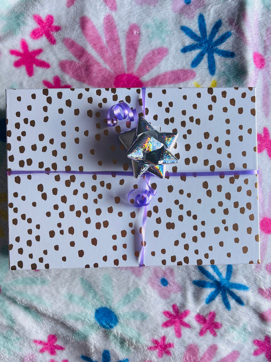 SURPRISE MYSTERY GIFT BOX🎀💝